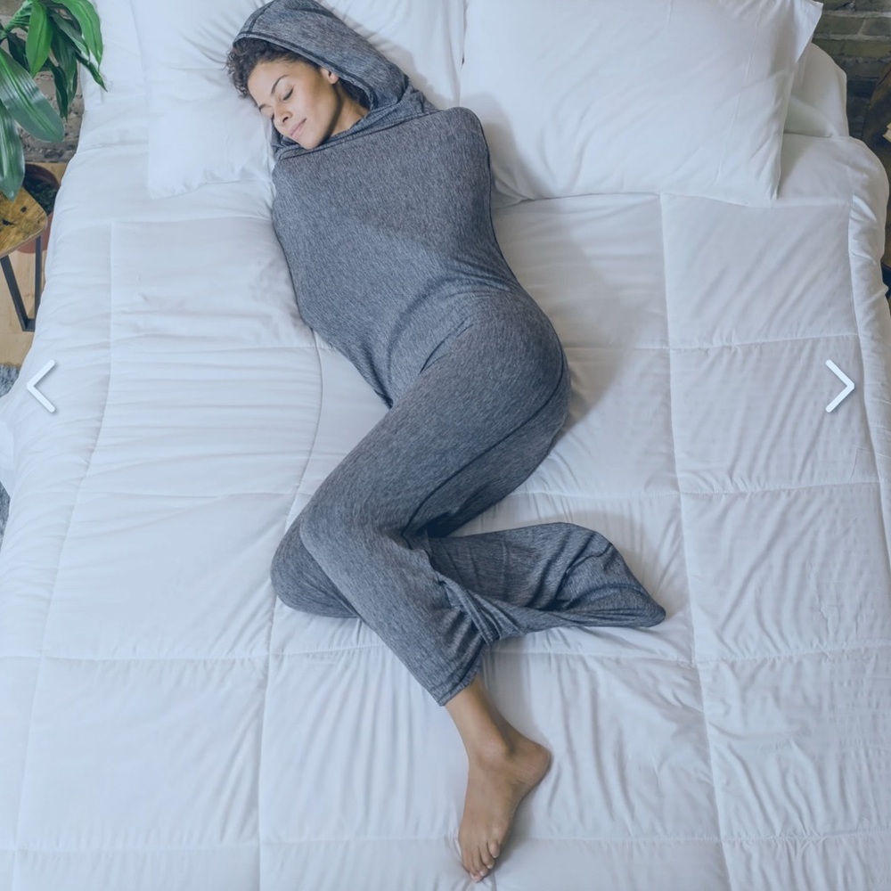 Cozy Grey Wearable Blanket Hoodie - Hands-Free Comfort